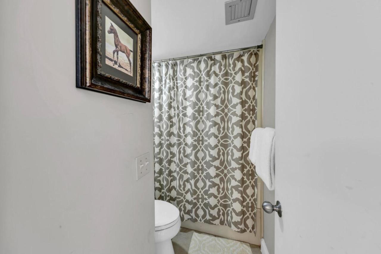 Mainsail 131 - Beachfront 2Br With Free Seasonal Beach Service Destin Exterior photo